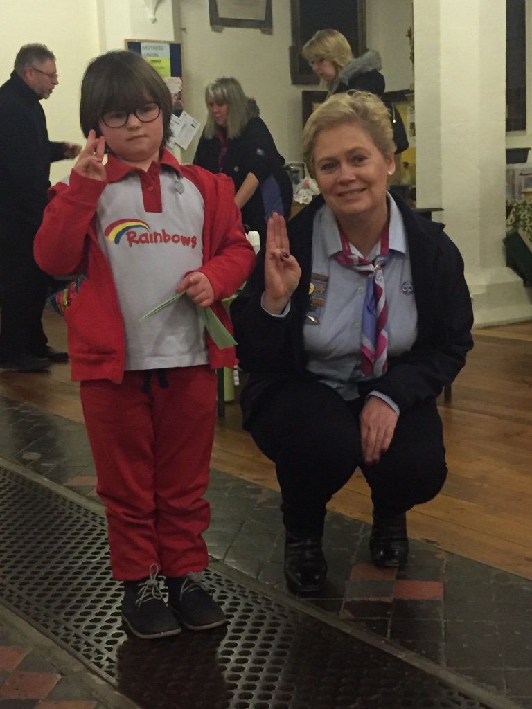 GGCambsWest's tweet photo. Rainbow making her promise at Huntingdon District #ThinkingDay2016 event, with our county commissioner. #WTD2016 https://t.co/zBRzvoVnmQ