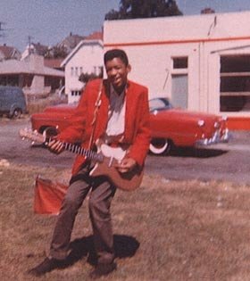 georgesmusic's tweet photo. 2/20/58, 16-year-old Jimi Hendrix makes his stage debut in Seattle. (with his 1st electric guitar)
#JimiHendrix https://t.co/22k7Rr9H0X