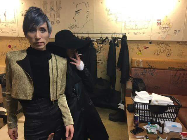 たゆ 森岡賢fbに朝から言葉にならないものが 森岡さんの美しさ 平沢白沢 二枚目藤井さん森岡さんの股間触ってる W T Co Cdqnmltvvm T Co 1snwr6csxo