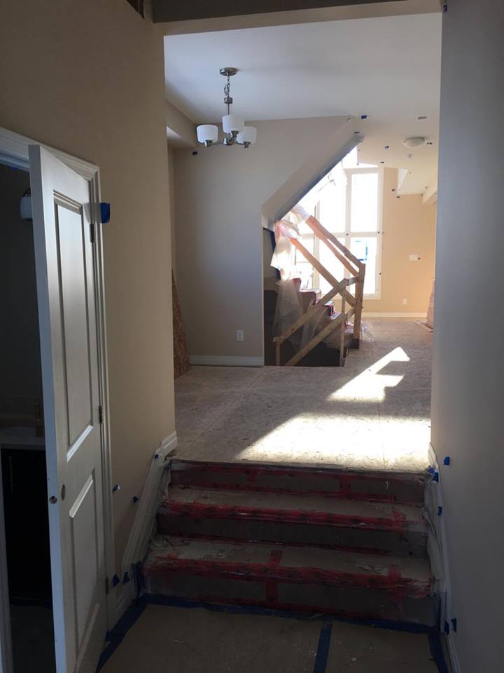 ClaridgeBWT's tweet photo. B30-167 #Progress: This #Trillium townhome is in the middle of getting finishes installed 
#Kanata #NewHomes https://t.co/pTsttBxxkG