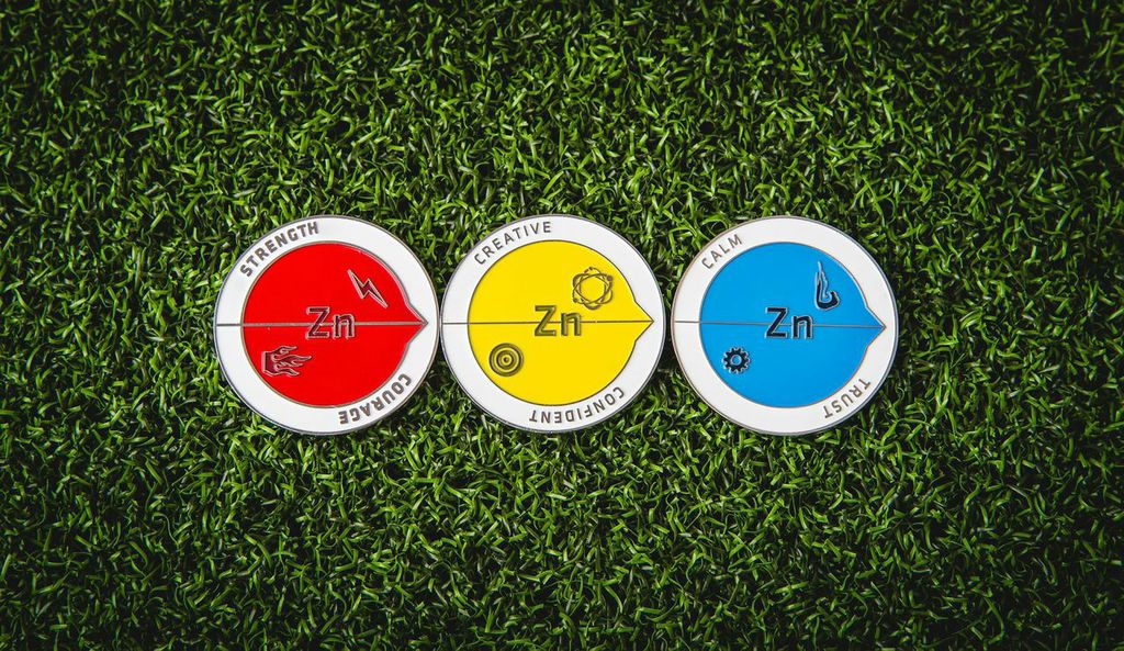 Zinksports's tweet photo. Look at are awesome golf Markers #confidencebuilder #red #bleu #golfequipment #golfenergy #motivation #PGATOUR https://t.co/g4eFyJ7QSY