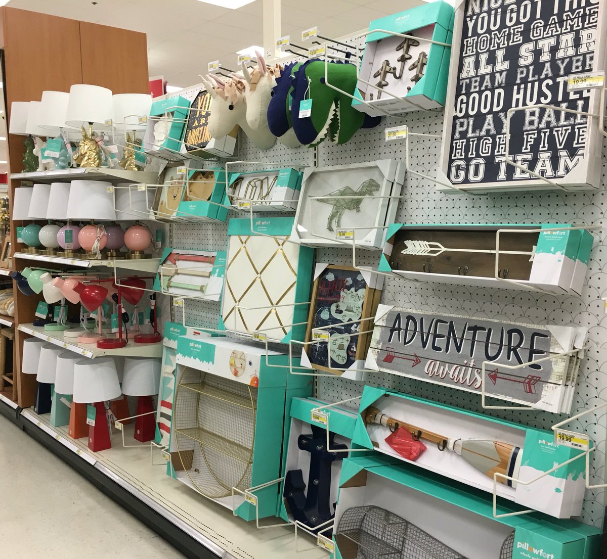 bebba9427's tweet photo. Set and ready to sell!!
@jenelle_wood16  @MONICAJEAN12  @hlewski  @0187c59061a1488 https://t.co/x3nuUiIxjw