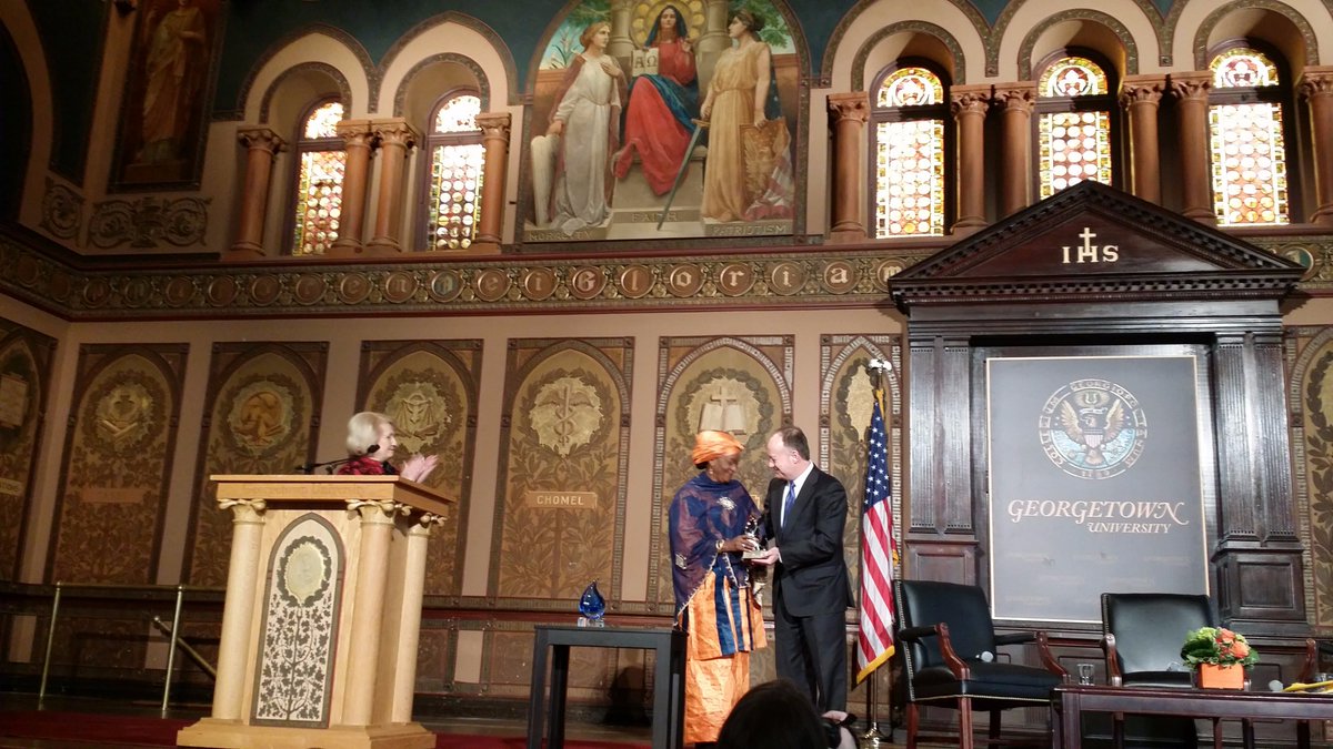 endrapeinwar's tweet photo. .@UN's @ZainabHawa is honoured the 2016 Hillary R. Clinton Award by @giwps for advancing #women in peace &amp; security https://t.co/0IcTG6ObSn