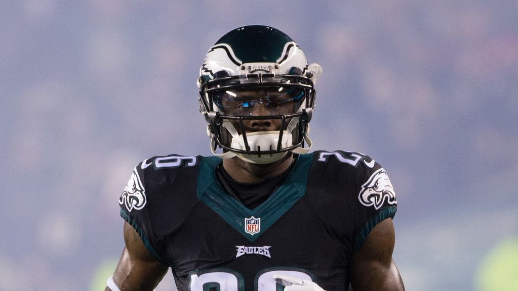 MadeForPhilly's tweet photo. RT if you want to see Walter Thurmond back with the Eagles in 2016 https://t.co/e5XRvH0Krh