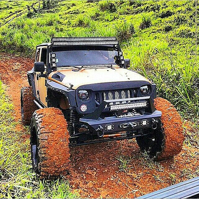 Thejeepboss's tweet photo. Get a lil mud on the tires. 😎👊 https://t.co/NArievrRcU