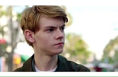 HarryPotter1RPG's tweet photo. • Newt Siwens
• 17ème Année 
• Serdaigle 
• @Newt_RpgHP https://t.co/s98WExhITJ