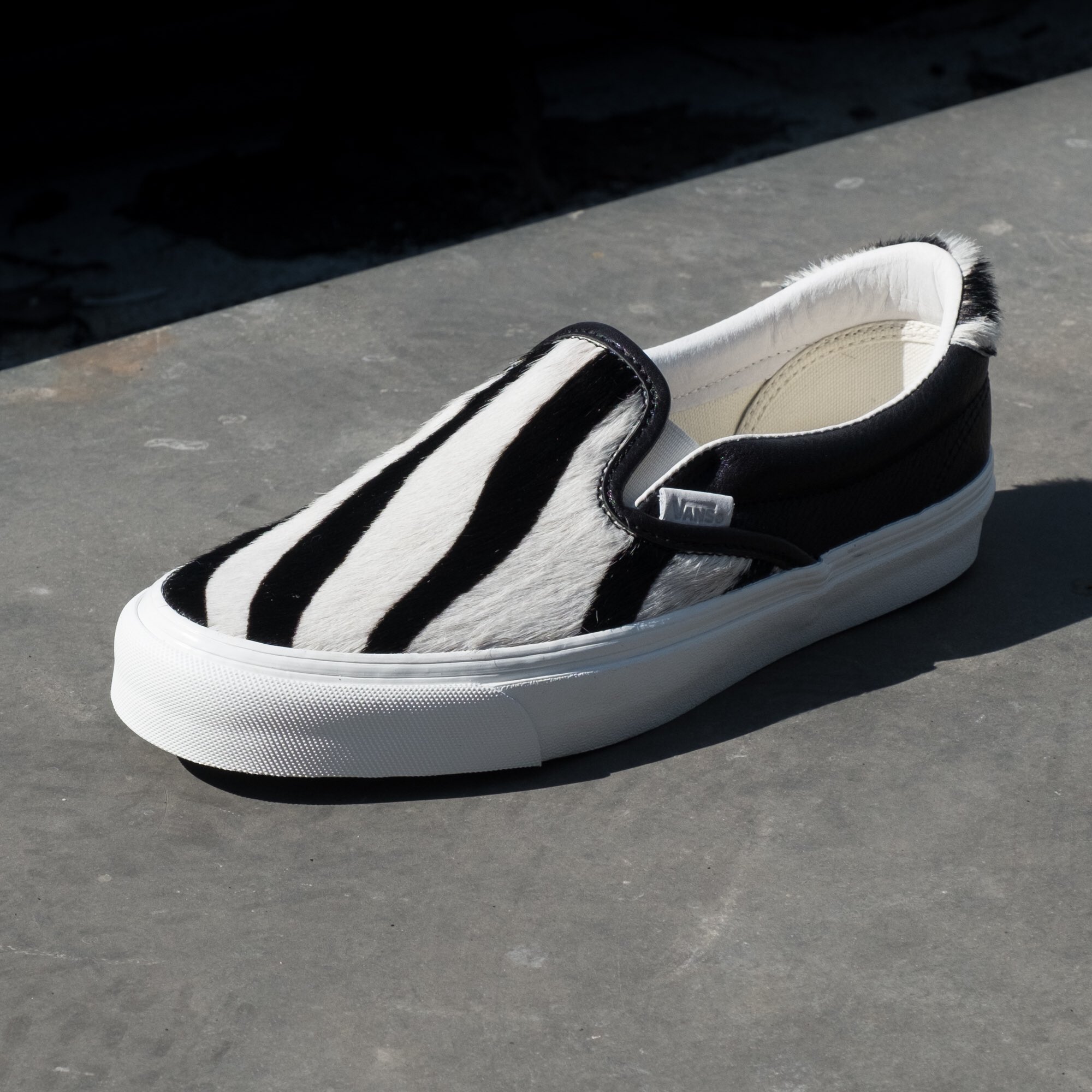 UNDEFEATED on Twitter: "Vans Vault OG Slip On 59 LX Zebra // Available now  at https://t.co/rPhV7ZP2Fc https://t.co/gDl9mugkrq" / Twitter