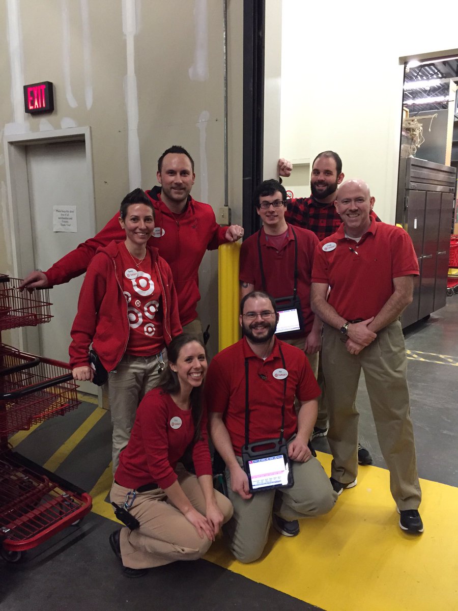 GrabowskiBrian's tweet photo. The Inventory Machine is in full motion at T-1414! @LeahDevlin11 @MicheleErickso9 @StephenJD82 @millyfoge https://t.co/gGitWCCbY8