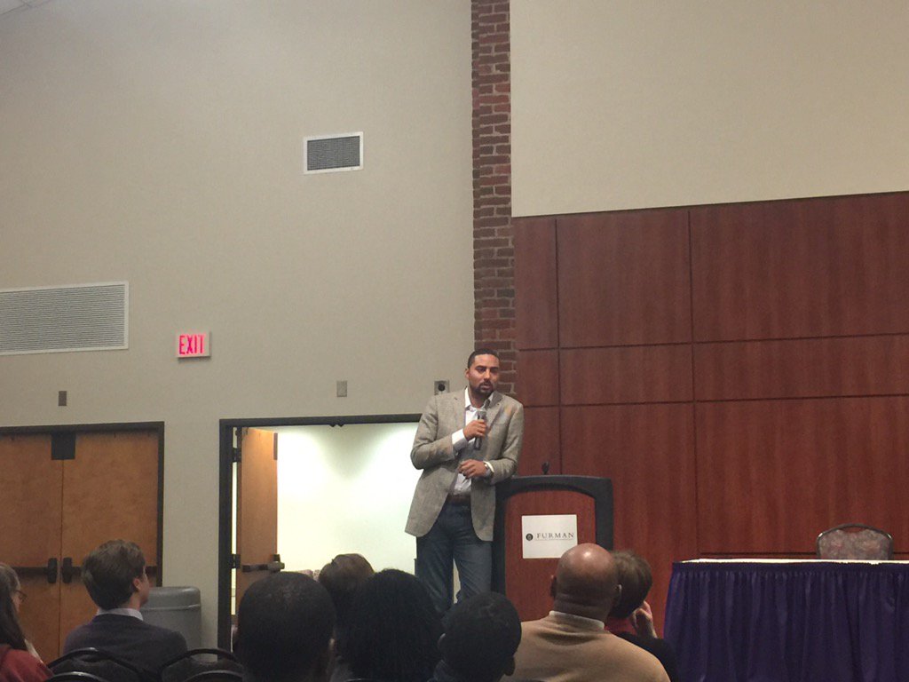 JustinBamberg's tweet photo. I'm glad I was able to join Furman University College Dems to discuss @BernieSanders and the upcoming primary https://t.co/NGhyaGY4s2