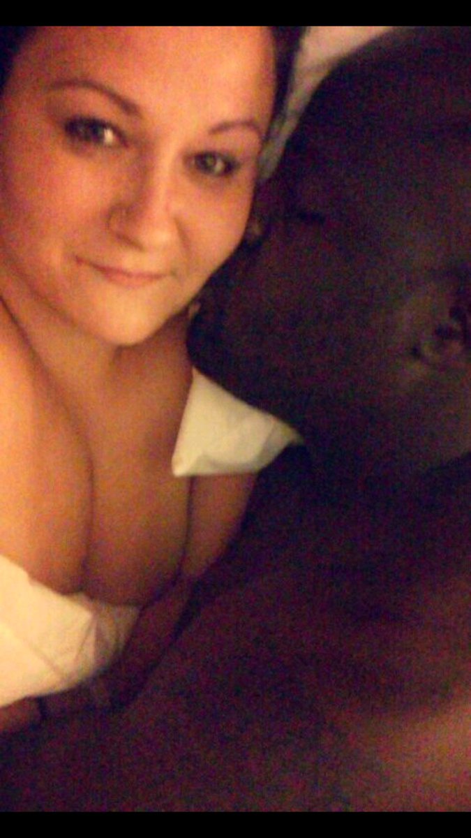 Browneyes0422's tweet image. My amazing fiancé ;) love me some him!