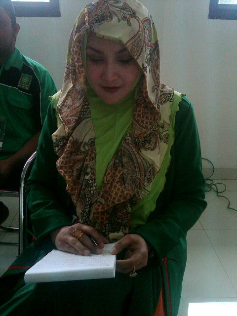 Ketua kelompok 1 membahas prmasalahan d daerah masing2 dan solusiy. @BeritaPKB. <a href="/cakiminpkb/">Cak Imin</a>. @alianshoriPKB. #TOIPKB