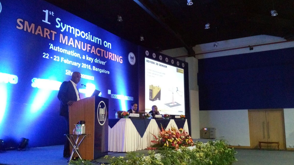 Autosymposium's tweet photo. Day2 of the #Symposium:Mr.Rajesh Vagad of Cognex explaining about ‘Integrating Vision Systems for 3D/Bin Picking App https://t.co/qjbZBeVfcZ