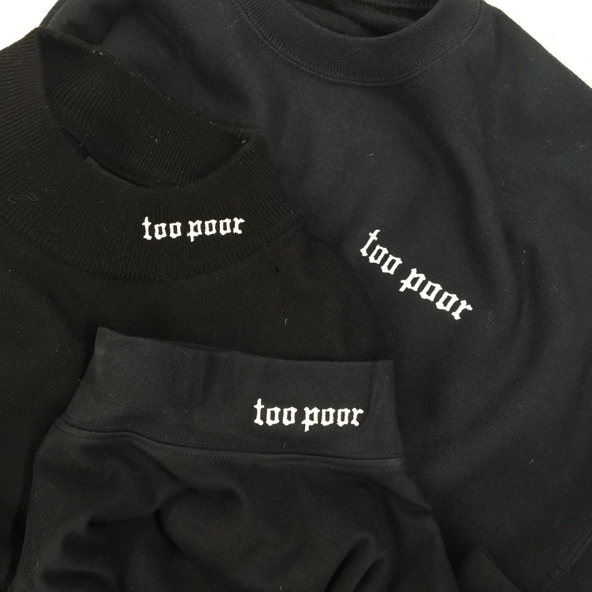 toopoor_'s tweet image. 