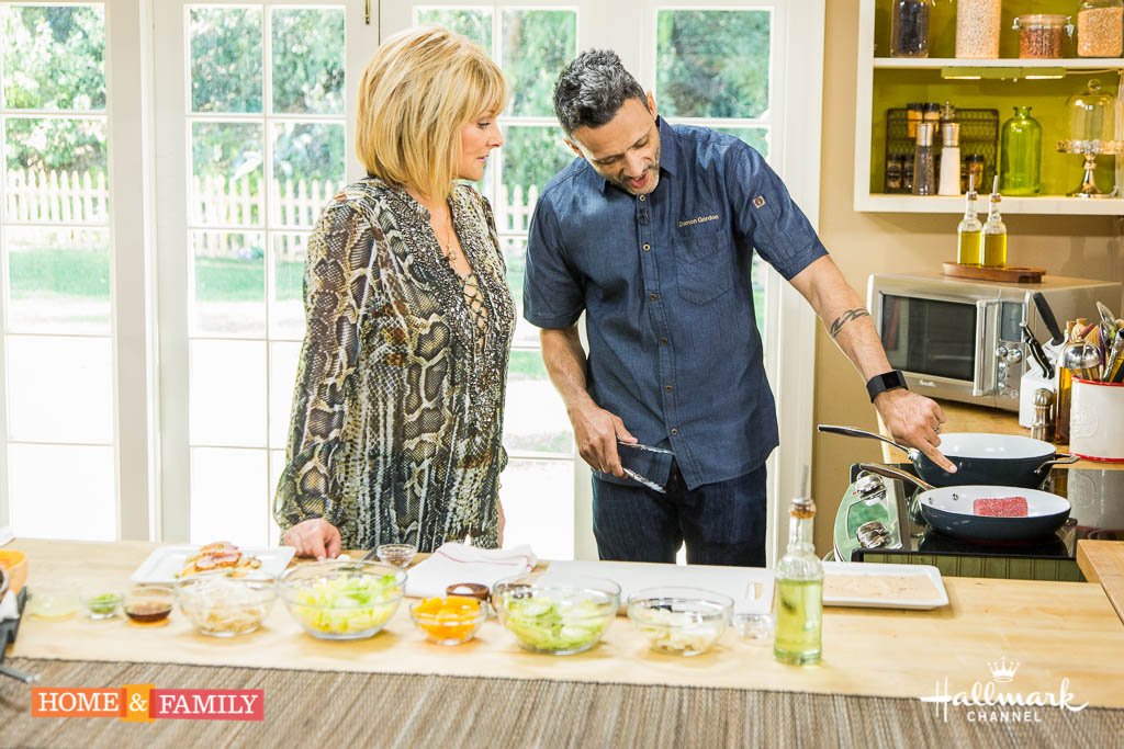 HomeandFamilyTV's tweet photo. Tmrw! @D_Gordon2109 whips up his Seared Hamachi w/ Wok Fried Winter Veggies! https://t.co/EJCGXKqr9C