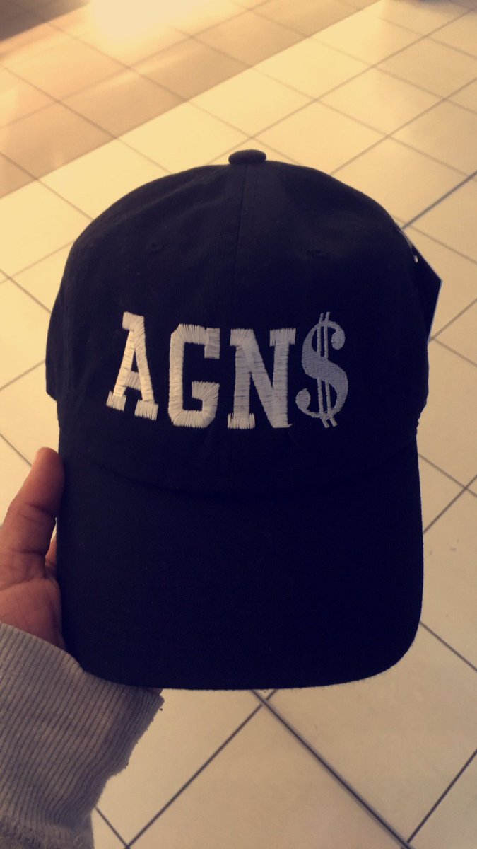 team_muff117's tweet photo. Hit me 🆙 #THEMOVEMENT 📍#AGN$ Let's Get This Money 🤑 Taking Orders Now... For Any Information Dm me. https://t.co/ZhOGCSnj8R