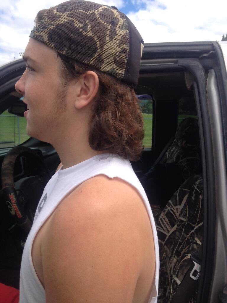 devinmx410's tweet photo. What a great time it was with the mullet. RIP😢 https://t.co/yCNEAmiqlY