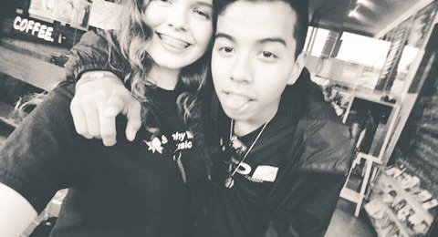 mysocalledream's tweet photo. I am so happy i got to met @AlexSanchez777 💙 https://t.co/2tnFufjwdq