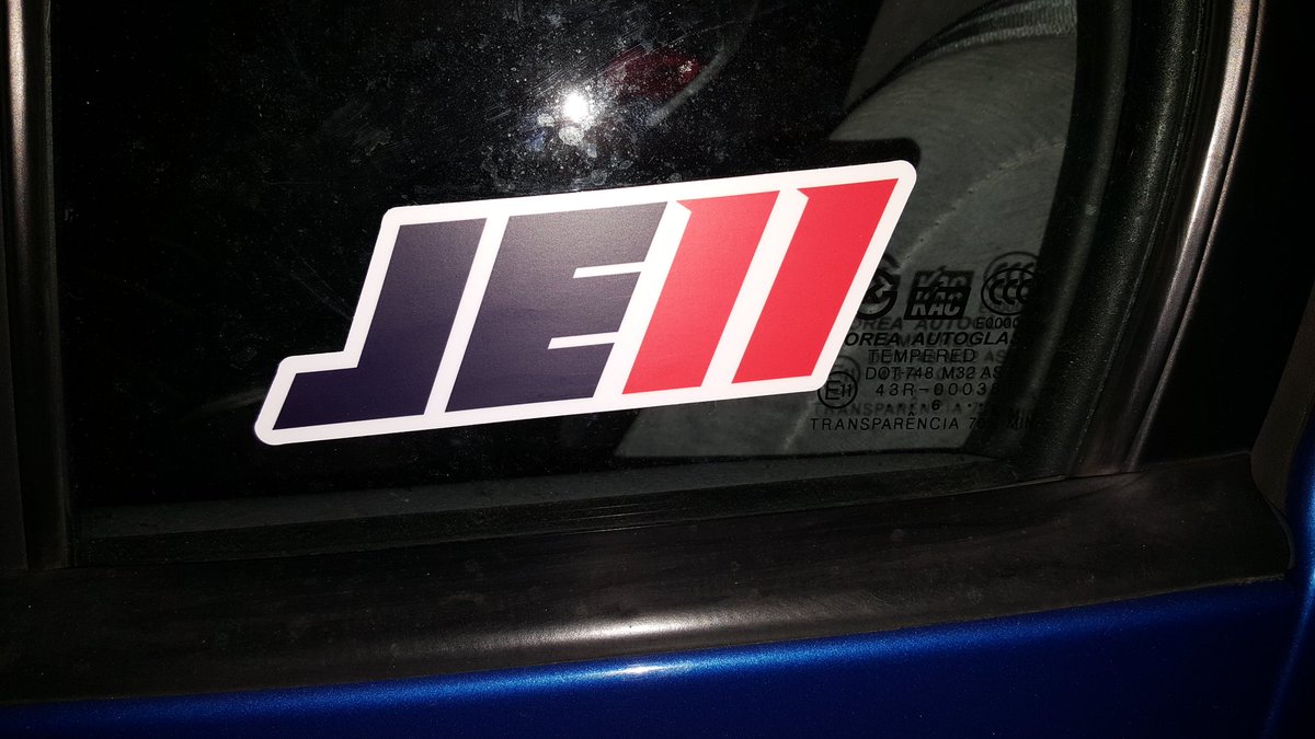 mandi7_11's tweet photo. The #JE11 decal is on my car does this mean my car now runs on #Edelpower @Edelman11 https://t.co/C8PiRBzVtC