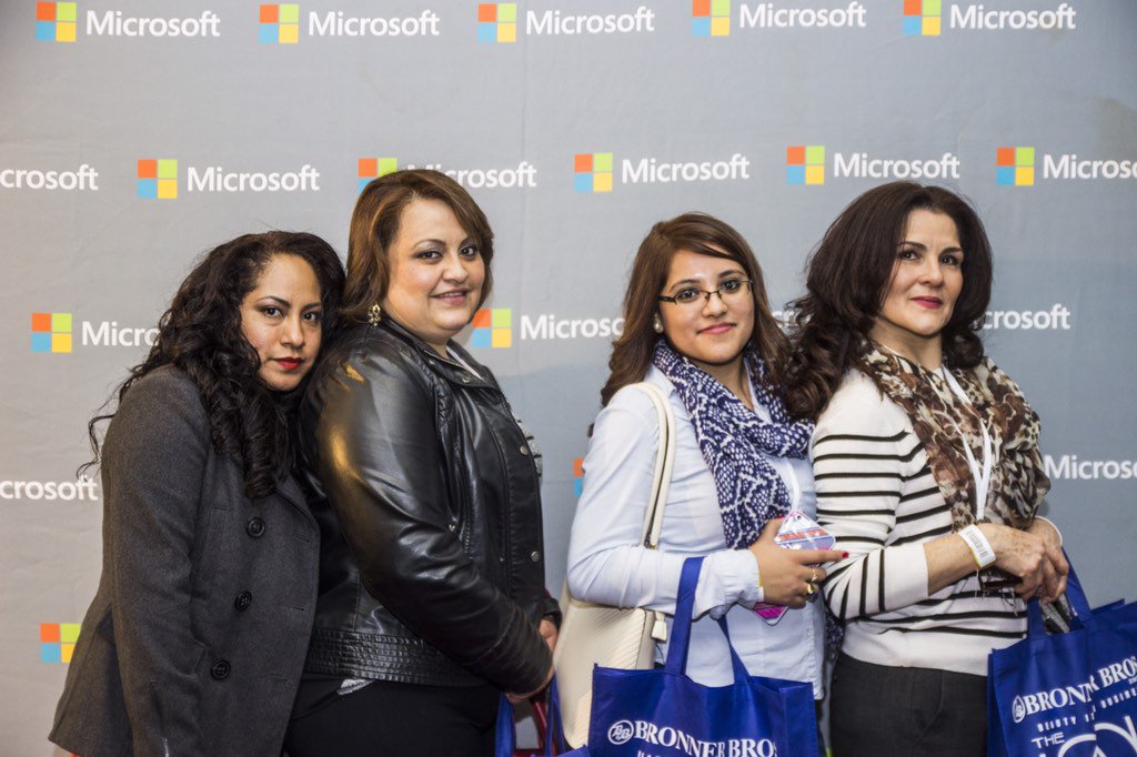 DigitalFashionG's tweet photo. The @BronnerBros #digiology experience powered by @Microsoft gave their VIP attendees something to remember 😊 https://t.co/qpgdXznHt7
