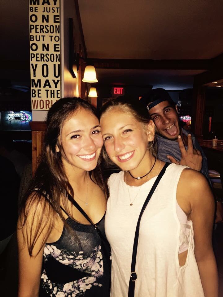 samigerstman's tweet photo. Happy bday to the pretty friend since forever love you long time ❤️❤️ @julie_singerr https://t.co/AOn45QmOsa
