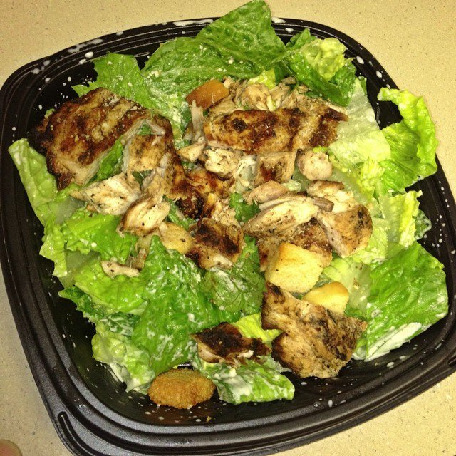 gofondue's tweet photo. RT hormonarse Last snack of the day๐๐ #Food
#Foodporn
#extremeabs
#chickenlover
#Proteinshakes
#protein
#gainz โฆ https://t.co/ysVfVB5LkD