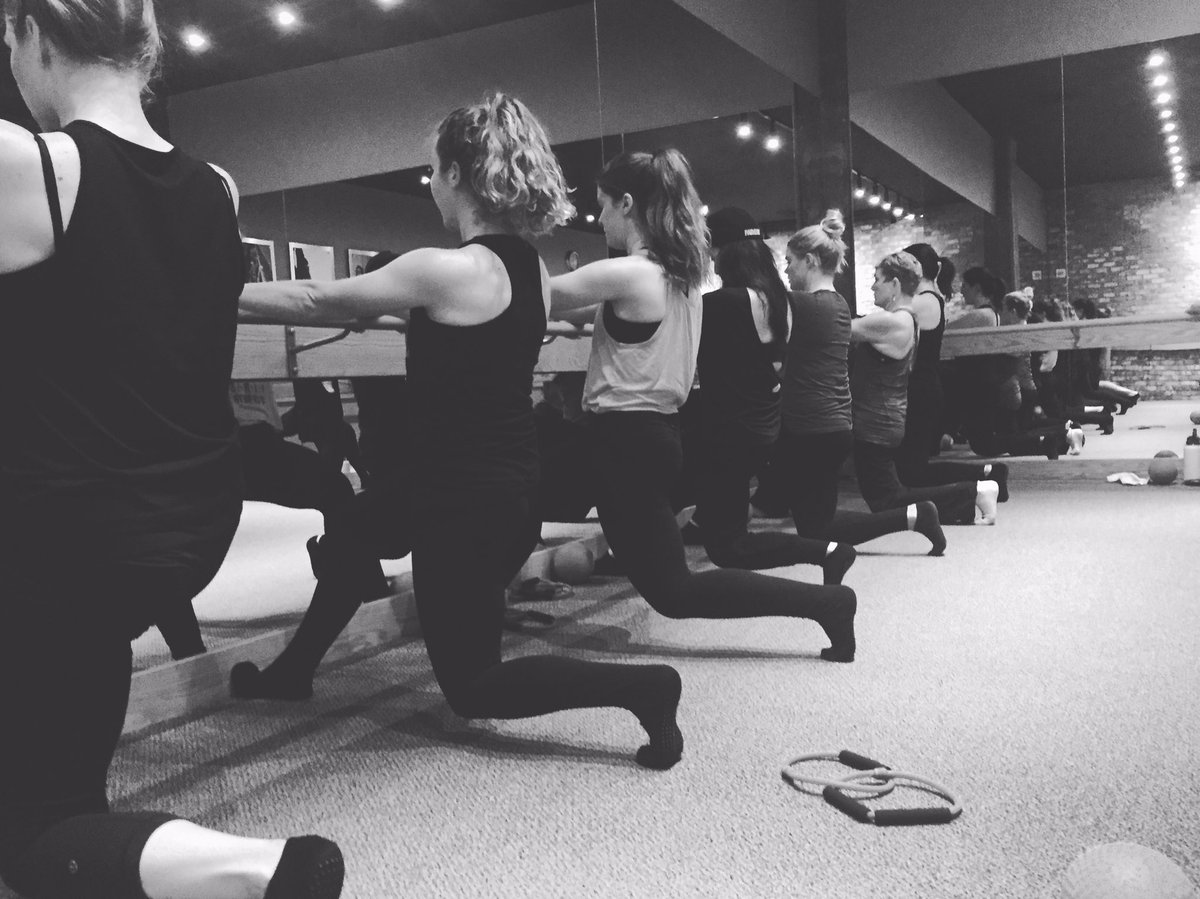 PureBarrePDX's tweet photo. burn. baby. BURN. #PBPDX #barre #fitness #purebarre #portland #PDX https://t.co/7PAgaUuiaF