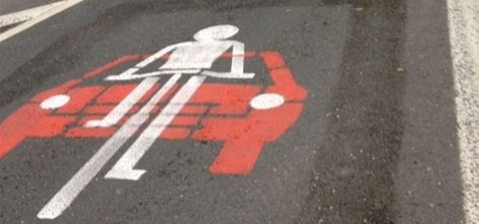 Ellesfontduvelo's tweet photo. Une rue cyclable, des comportements non exemplaires https://t.co/f3ns6BfXHI #coupdesonnette #EFDV @ellesfontduvelo https://t.co/eKwKmoZS5S
