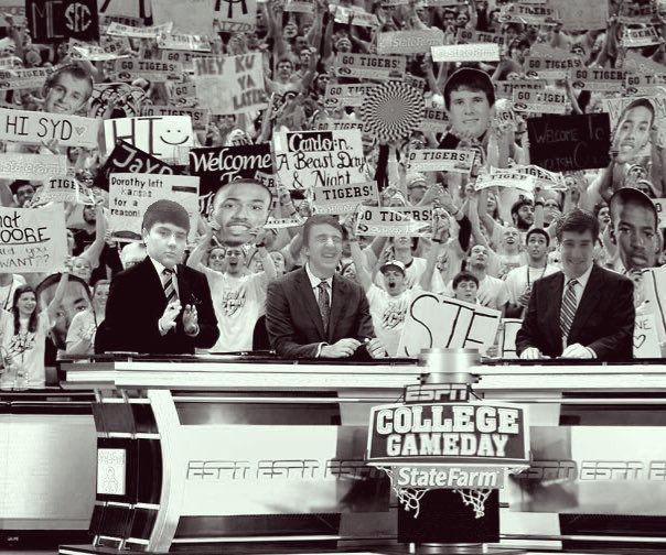 pendleton_hs's tweet photo. Tomorrow Night. ESPN theme live from PHS at 6:30. Bring your black and gold and gameday signs!! #beatNewberry https://t.co/GVb7w5nPuj