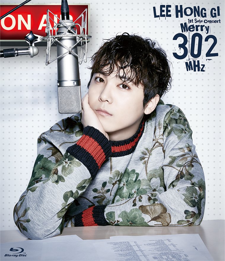 Lliza03's tweet photo. 😍😍😻😻 @skullhong #Merry302MHz #leehongki #ftisland #이홍기 https://t.co/4k9Hzozz5A