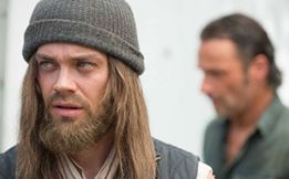 "cuando ves que Jesucristo en TWD es un ladrón profesional..." :v jaja #TWD6enFOX