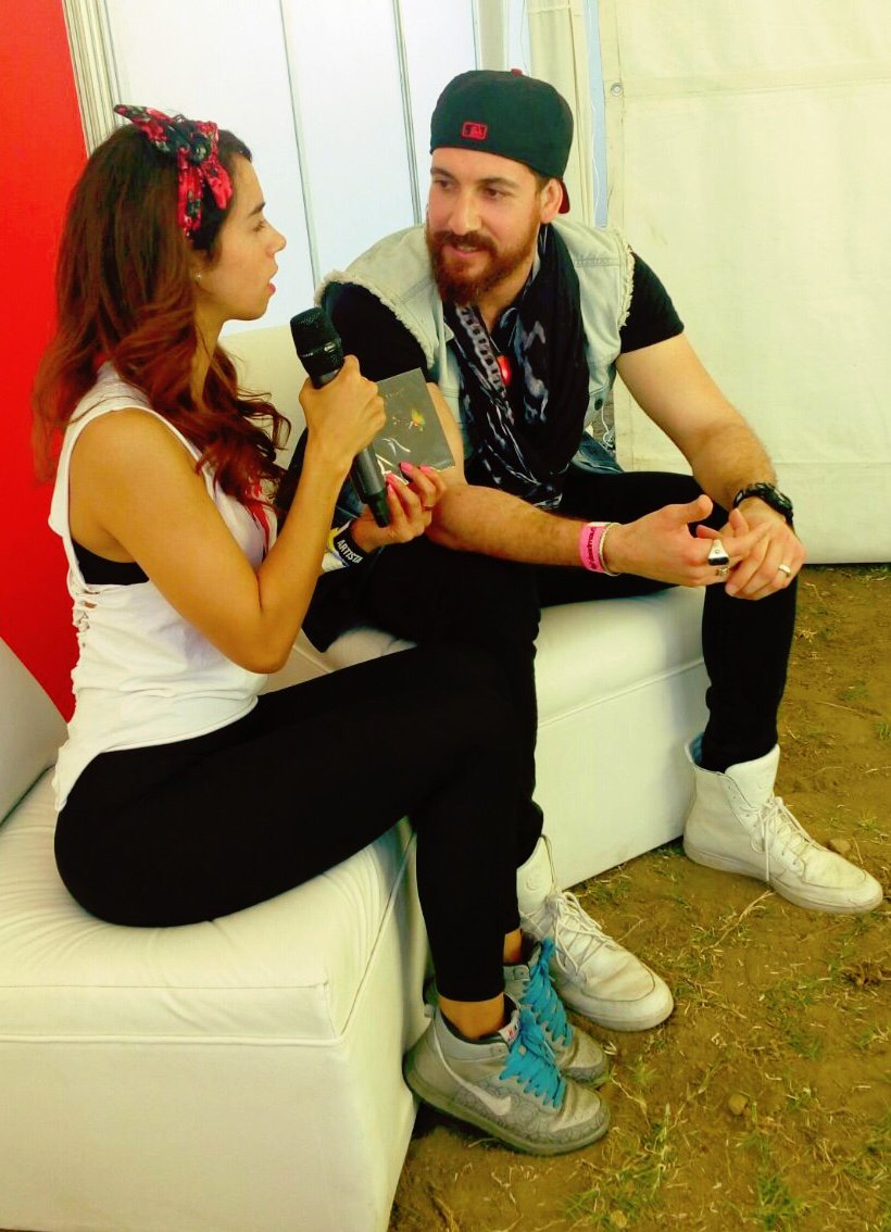 steamy_cigar's tweet photo. #entrevistaen #telehit con @josswaleska desde #revolutionfestpuebla1 #thanku #Augrrr https://t.co/aEdkUN4OmQ
