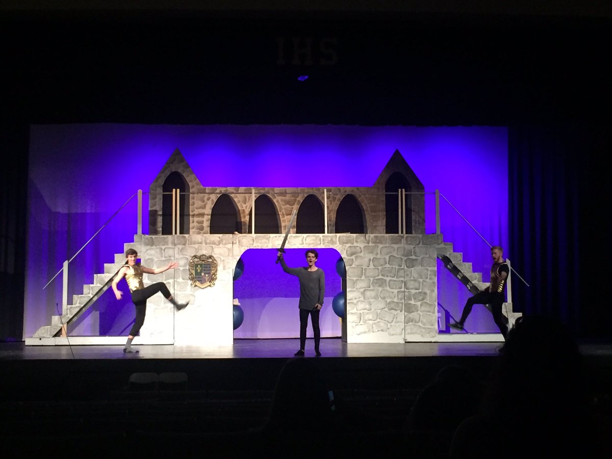 IHStheatrepip's tweet photo. #3days til Pippin! Don't miss it! https://t.co/Iit9H6g989