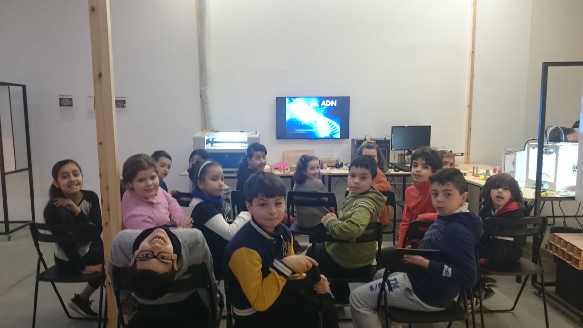 COlayinos's tweet image. Nueva sesión auLAB #scienceandarts