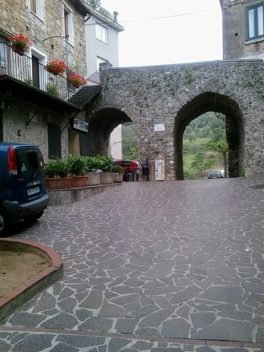 PVibovilla's tweet photo. Vibonati paese da scoprire , la sua storia https://t.co/EZXnaFLqsV