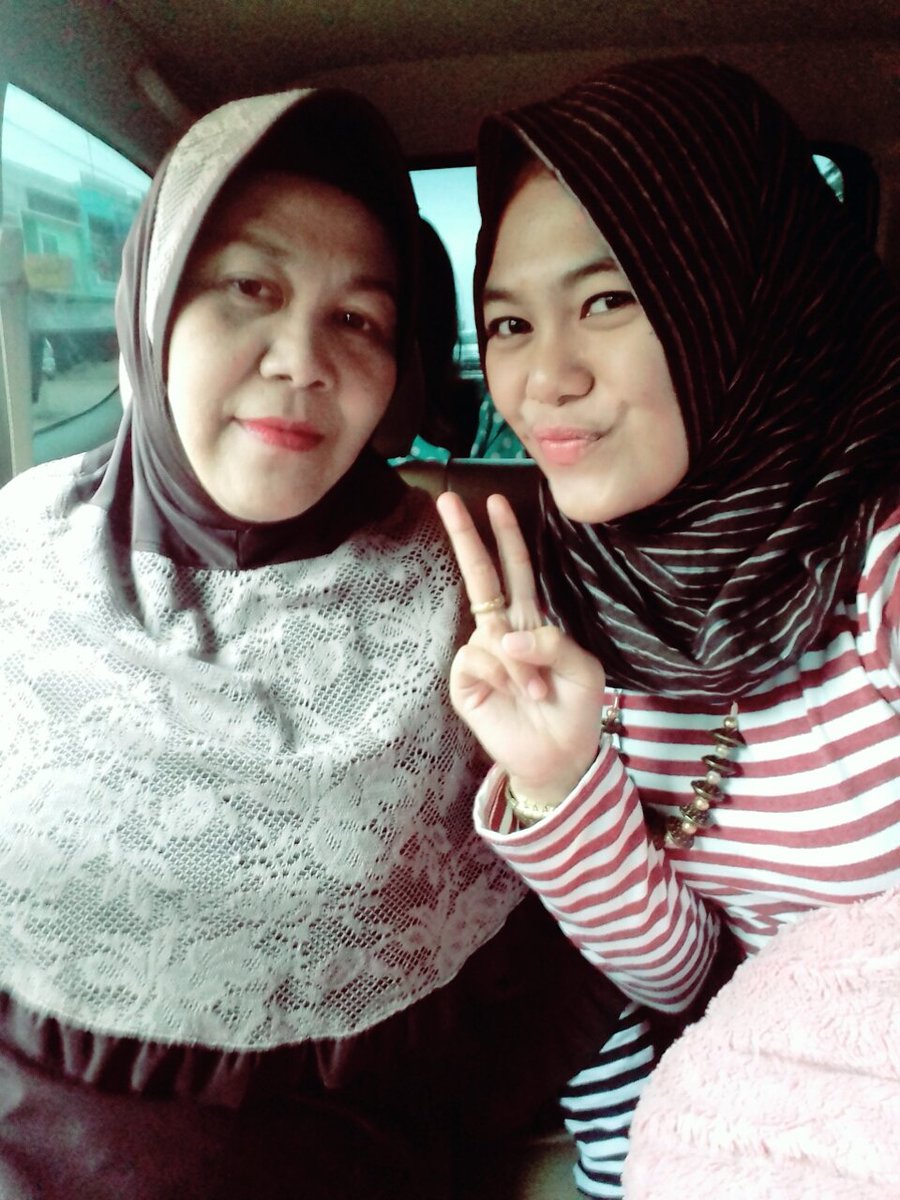 AnggiMboot tweet picture