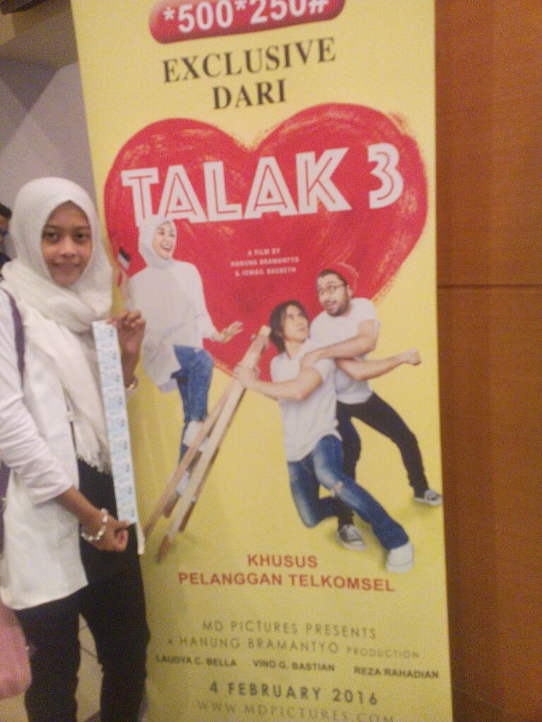 mibel_Bellaers's tweet photo. Yeayyy akhirnya bisa nonton Film Talak Tiga 😉  😁 @Bellaudyaa @_VinoGBastian @filmTALAK3 @bellaers_LCB https://t.co/mpxDwpHJ4S