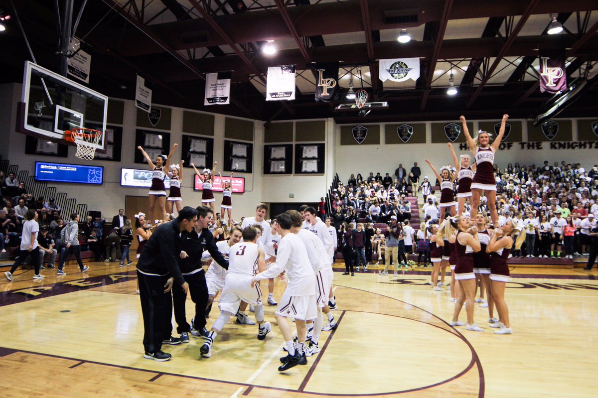 diamondivities's tweet photo. senior night was tender. loved shooting this season #LPhoops https://t.co/f7yVJCsIHi