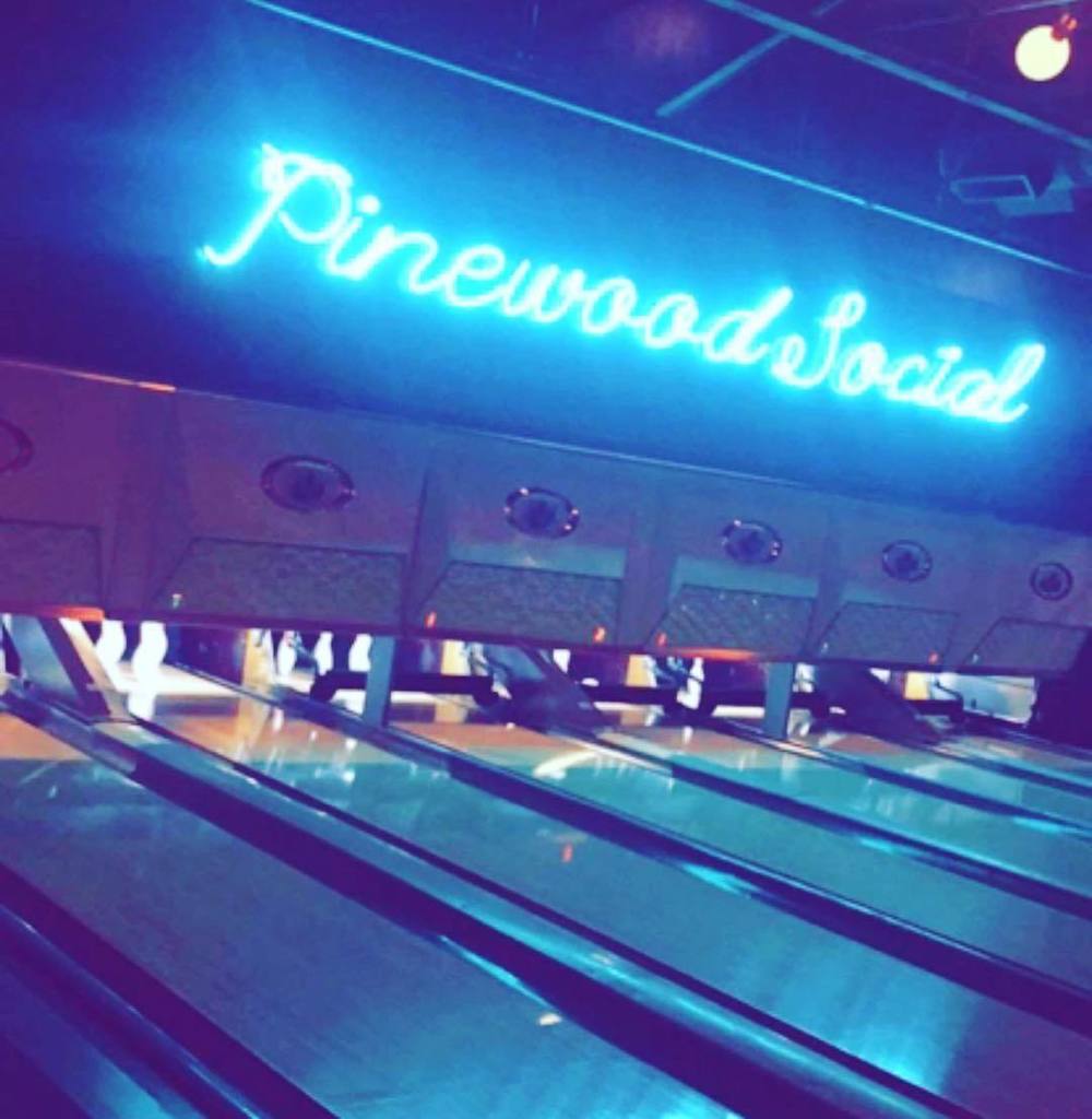 HollaKoala_'s tweet photo. #pinewood #nashville https://t.co/Q6iup81gfT https://t.co/P2H23mI1xI