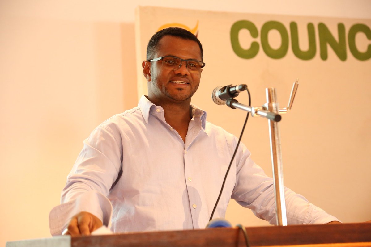 KenyaGovernors's tweet photo. Day 2 #CECDEVCON16 @devcon2016 @HassanOmarH https://t.co/XZpmU6gNjT