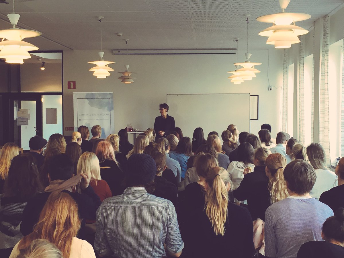 EqualityWeek's tweet photo. Vi kör igång dag två på Jämställdhetsveckan med en kunskapsbaserad frukostföreläsning om jämställdhet med @gudschy ! https://t.co/VqA4UVc5RD