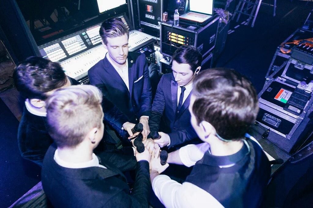 Today's the day the @Collabro #ActTwoTour kicks off yayyyyy!!! Smash it boys! See you all soon! 🎉🎉🎉❤