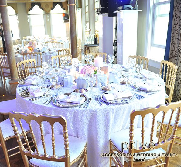 Masanızdan mutluluk eksik olmasın.. #priveistanbul #summer #wedding #organizasyon #event #live #work #davet #dekor