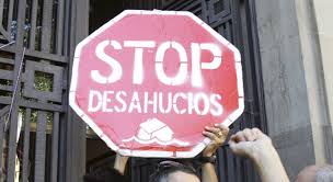 AcampadaAlmendr's tweet photo. Llevamos 2 días intentando contactar con la @Junta_Ex para evitar un desahucio en #Almendralejo y sin contestación. https://t.co/cRRASOw2xh