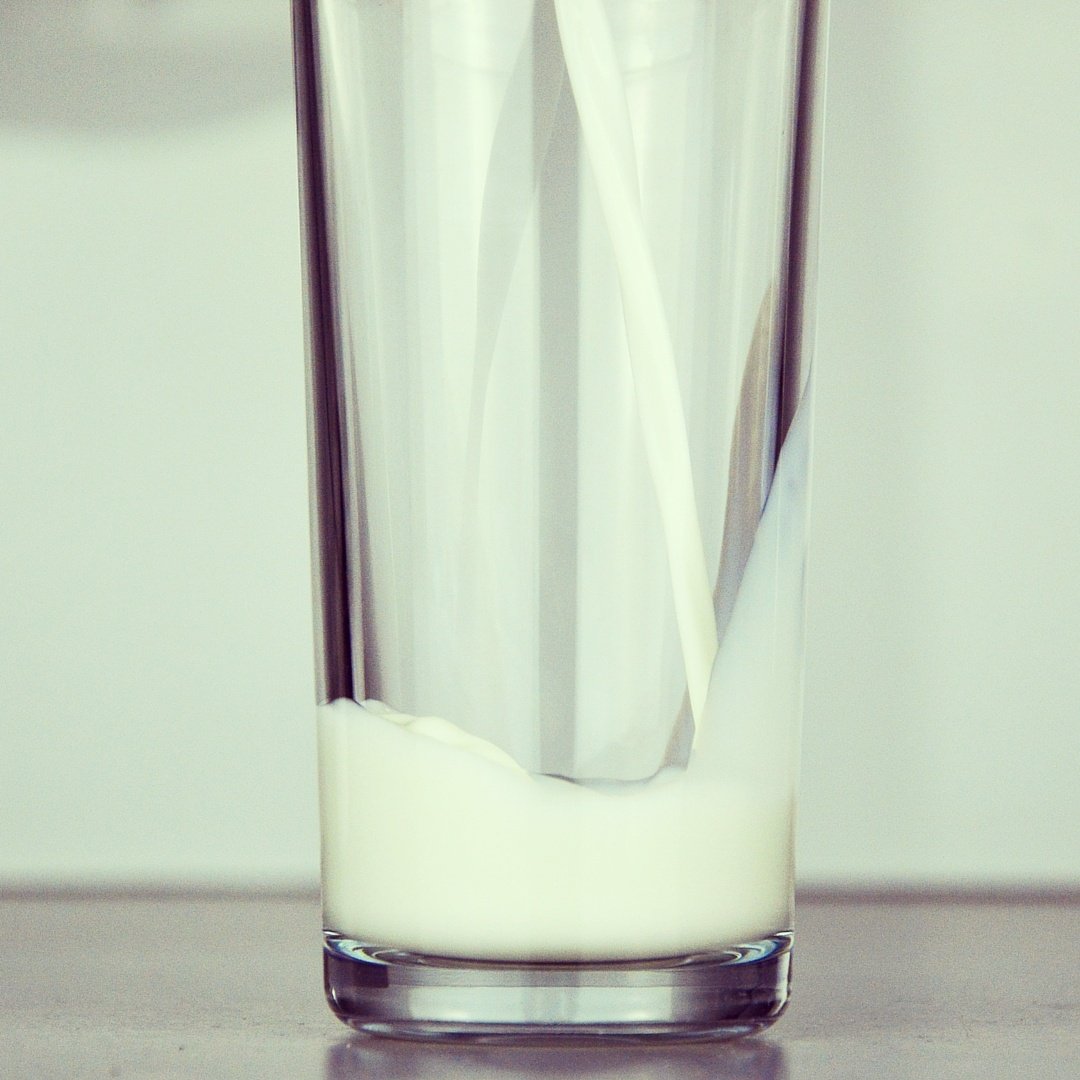 izzy_pt's tweet photo. Humans are the only mammals who drink #milk after a certain age and suffer from #dairy linked #illnesses.#health https://t.co/fhU61mvByZ