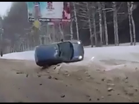 dtp704's tweet photo. https://t.co/dO6tJCFlf0 Подборка Аварий и ДТП 21.12.2015/Car Crash Dashcam/DECEMBER https://t.co/kvKwF2K234