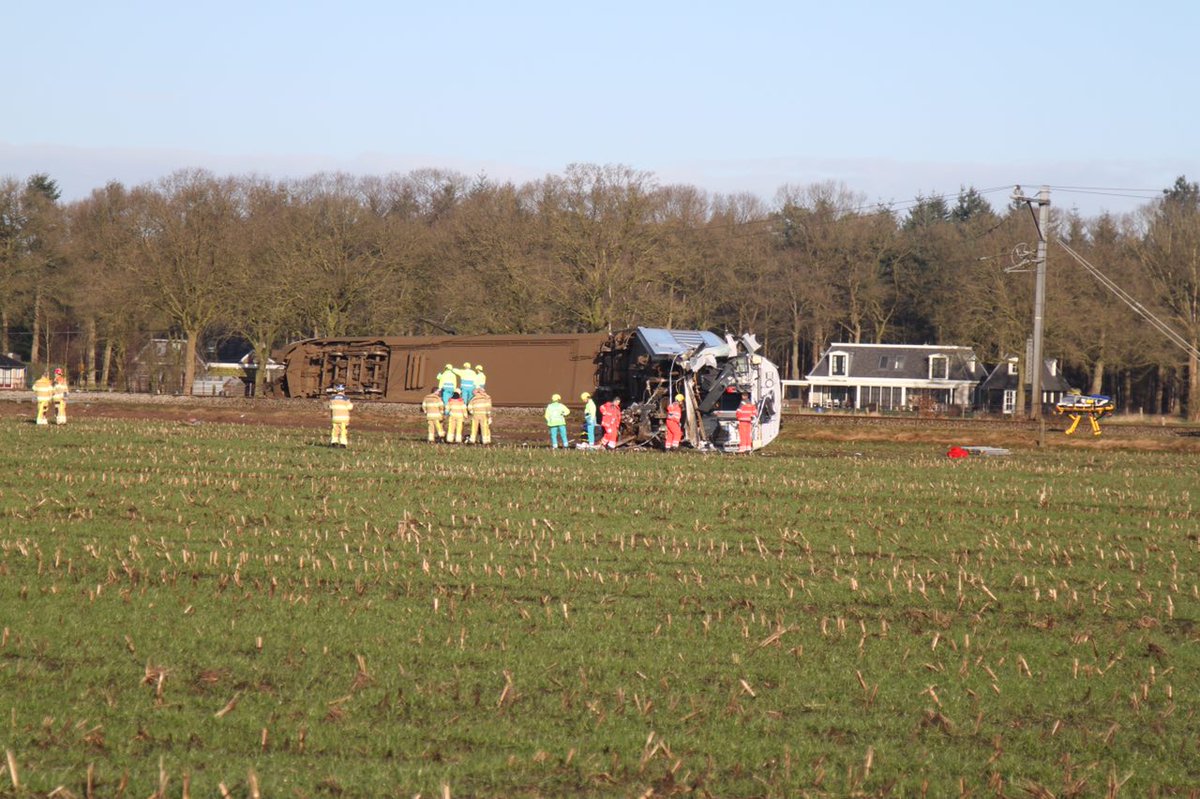 � ��������� ����� ����� � �������: ���� ������ � ������������