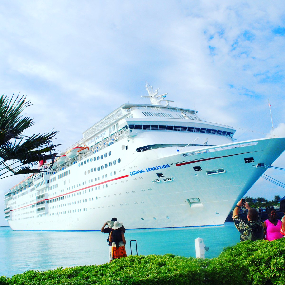 BillReductions's tweet image. Wanna go the the #Bahamas? Let us save you money and book the trip!!