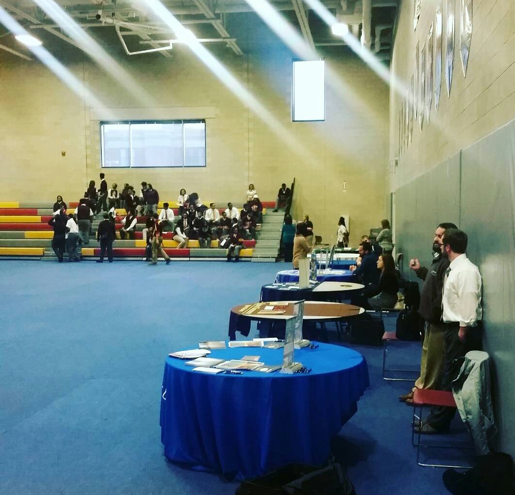 MidAmericaCC's tweet photo. #MACC2015 is here @CKChicago ready to speak with rising seniors! https://t.co/fVa5b09Qnt