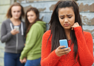 SueScheff's tweet photo. 3 Not-So-Obvious Ways #Students Experience #Cyberbullying https://t.co/A4tiBE7e9o v @Gaggle_K12 #edchat #parenting https://t.co/9c1hD7bXaZ