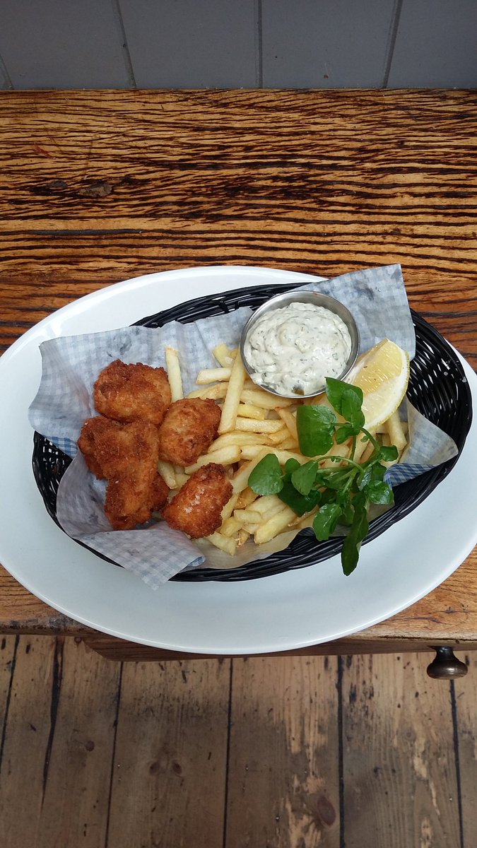 TheKingsHeadN21's tweet photo. How about monkfish scampi served with fries and  reme fraiche tartare?
@GeronimoPubs 
#chef https://t.co/kJEGAQj6z9
